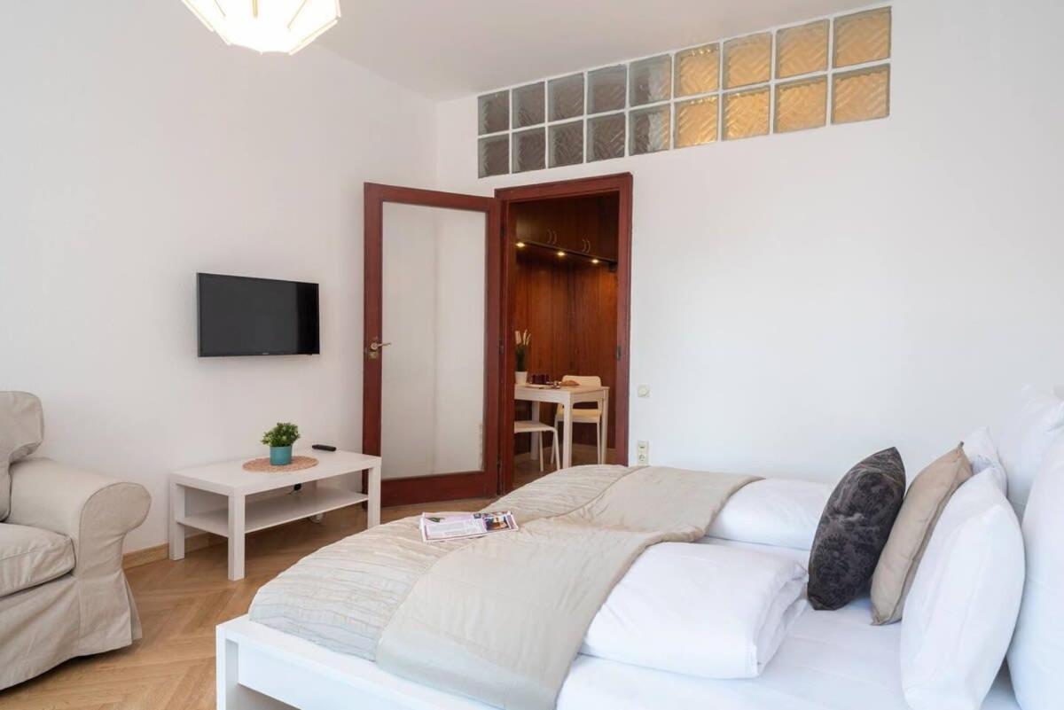 Convenient Apartment In The Heart Of Downtown بودابست المظهر الخارجي الصورة