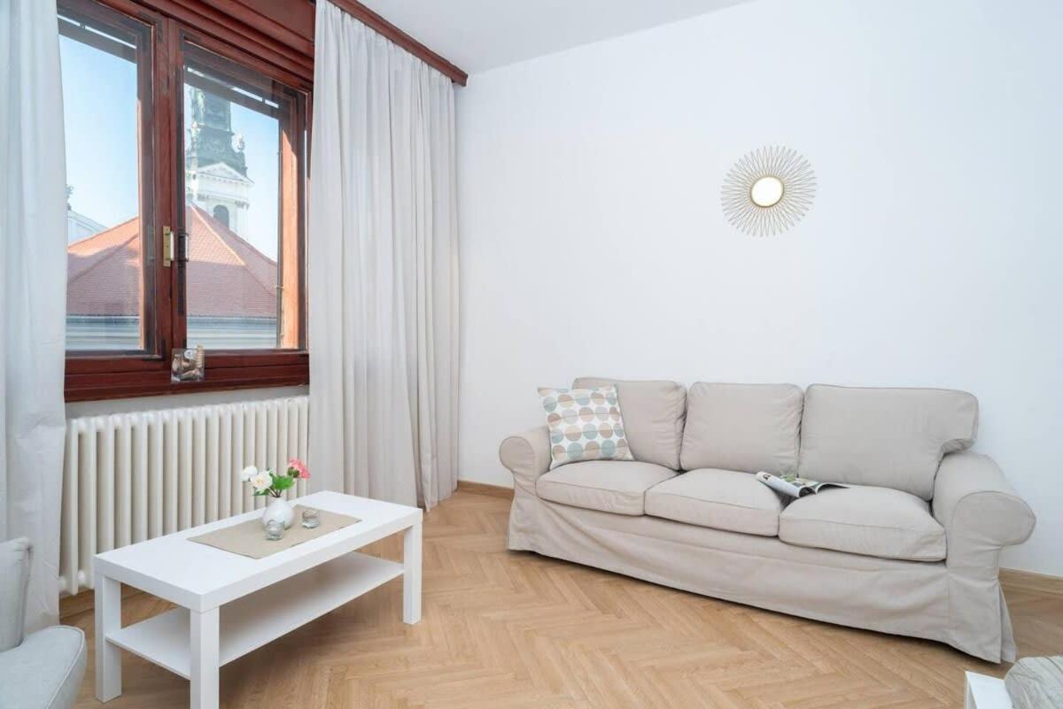Convenient Apartment In The Heart Of Downtown بودابست المظهر الخارجي الصورة